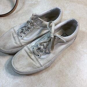 Vans Off-White Low Top Sneakers